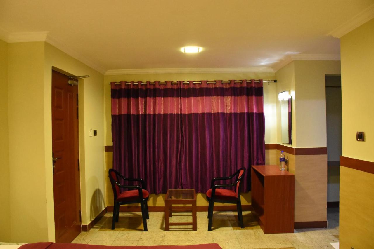 Everest Park Residency Tiruchirappalli Ngoại thất bức ảnh